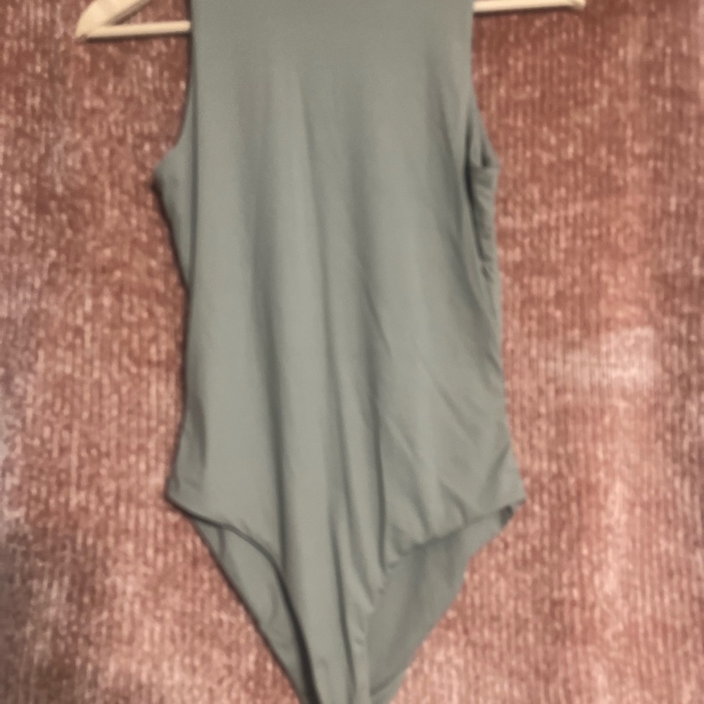 NWT SHEIN Olive Green Sleeveless Bodysuit XS | Versatile Basic